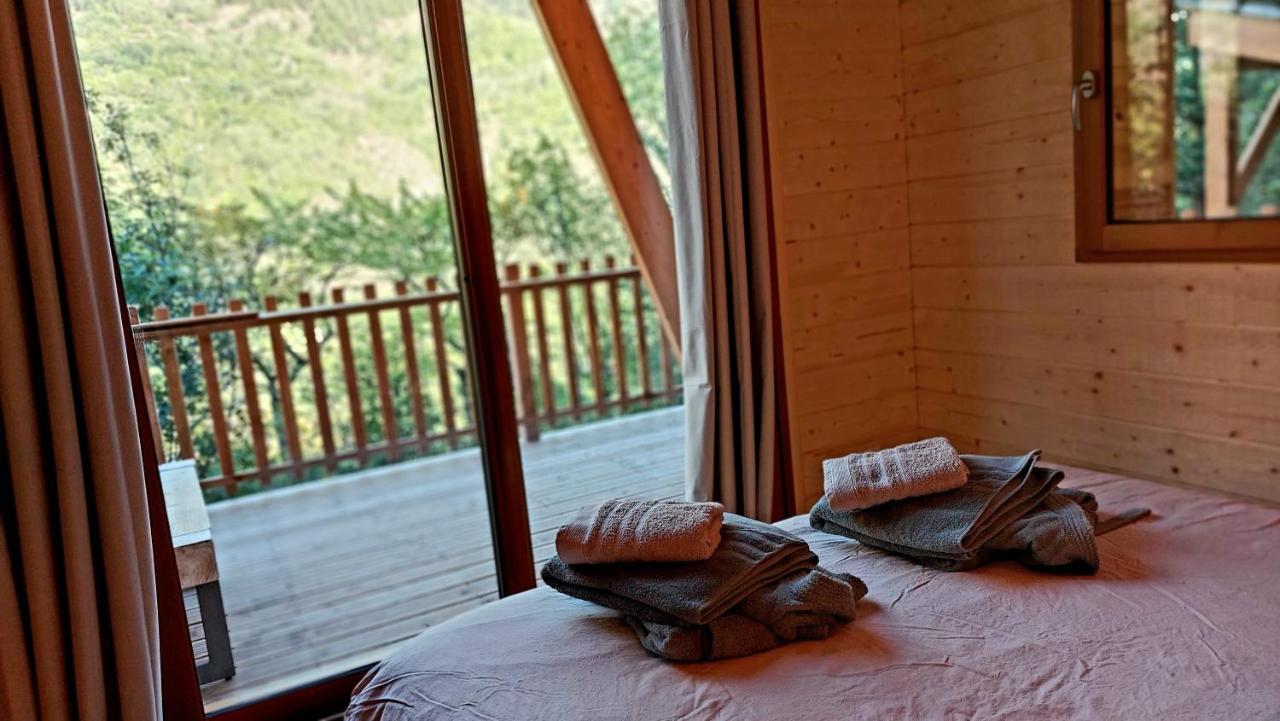Chalet L'Empreinte Saint-Étienne-de-Tinée Zewnętrze zdjęcie