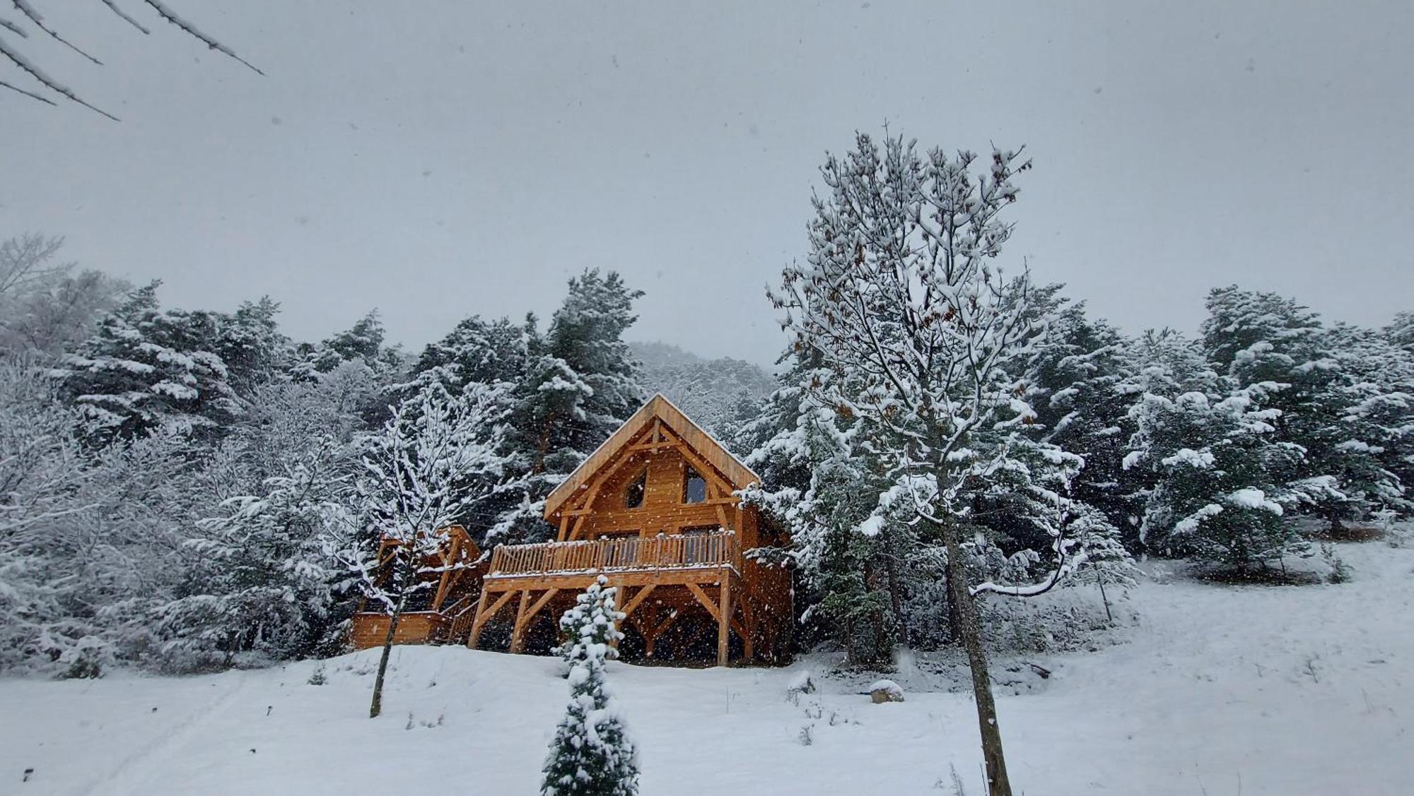 Chalet L'Empreinte Saint-Étienne-de-Tinée Zewnętrze zdjęcie